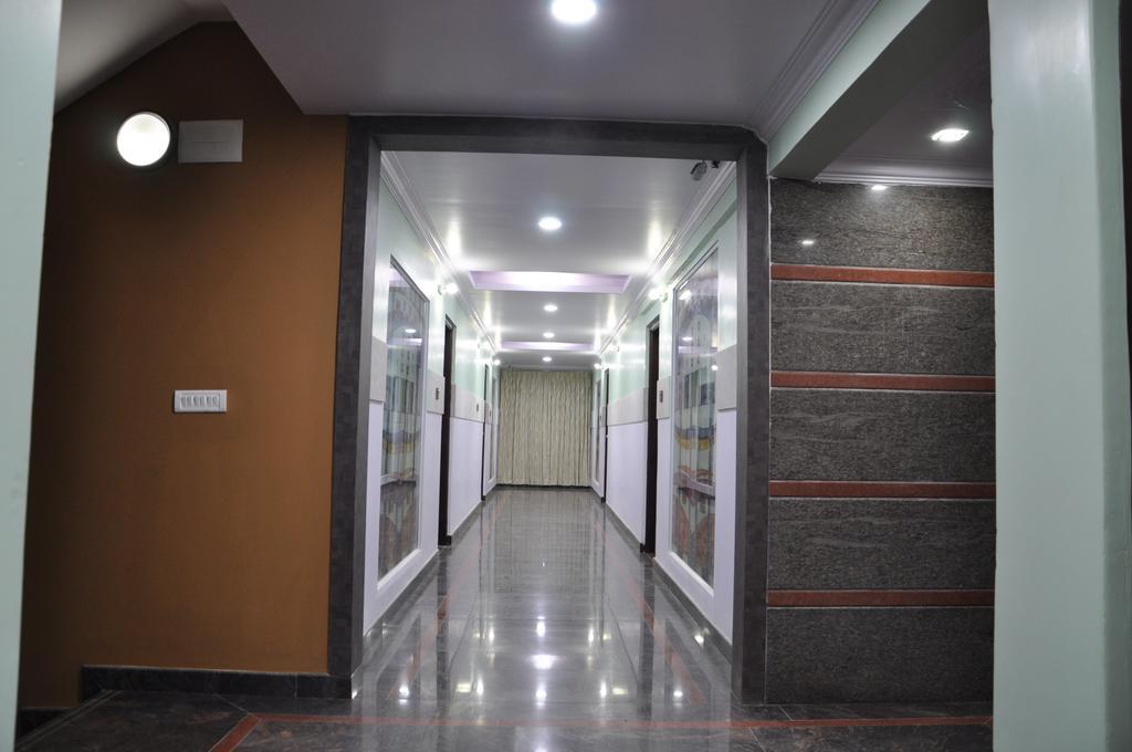 Hotel Av Comforts Settahalasūr Exterior foto